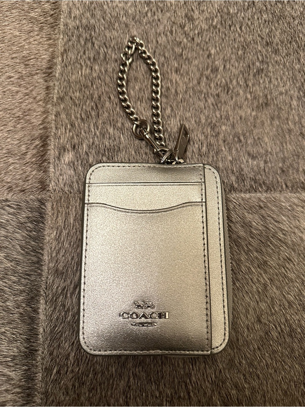 New! Coach Zip Card Case in Silver Metallic Leather